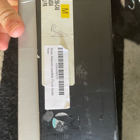 NEW Brian Atwood Nude/Gold Leonida Pumps - Picture 5 of 7